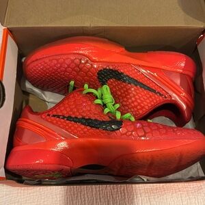 Zoom Kobe 6 Protro ‘Reverse Grinch’ Size 7Y
